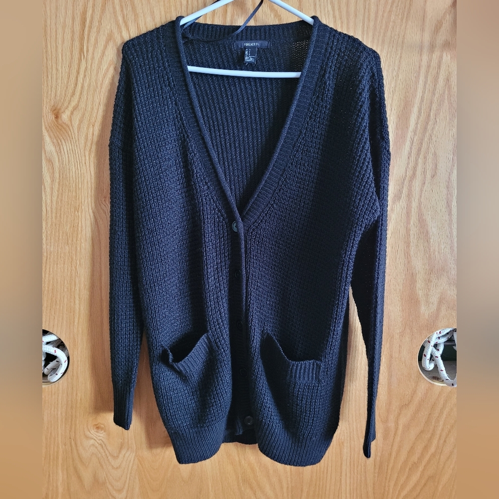 Forever 21 Oversized BNWOT Cardigan Black Sweater Size Small